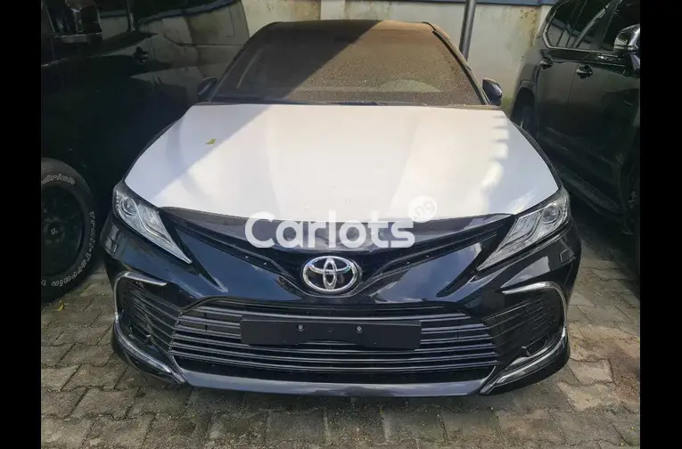 Brand new 2024 bulletproof Toyota Camry - 1/5