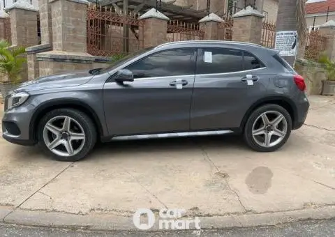 Foreign used 2015 Mercedes Benz GLA250 - 4/5