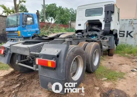 Foreign Used 2013 HOWO 6x4 Dump Truck - 2/4