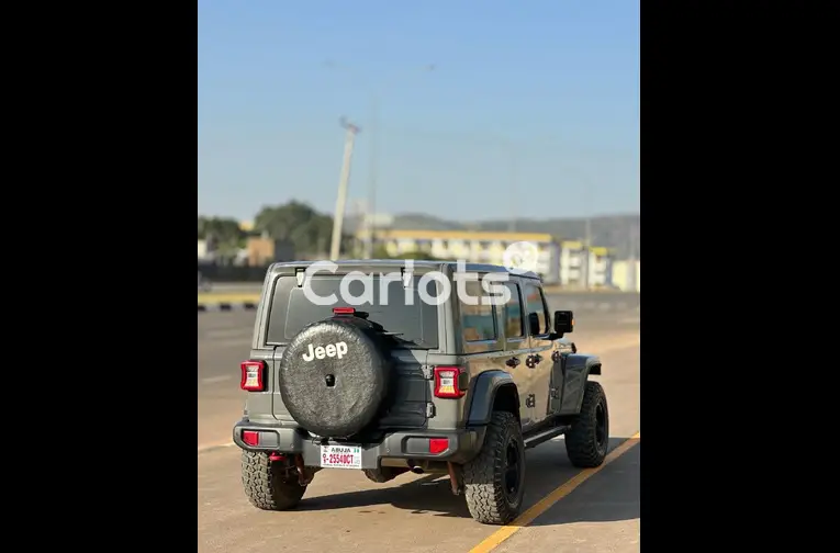 FOREIGN USED 2022 BULLETPROOF JEEP WRANGLER - 5/5