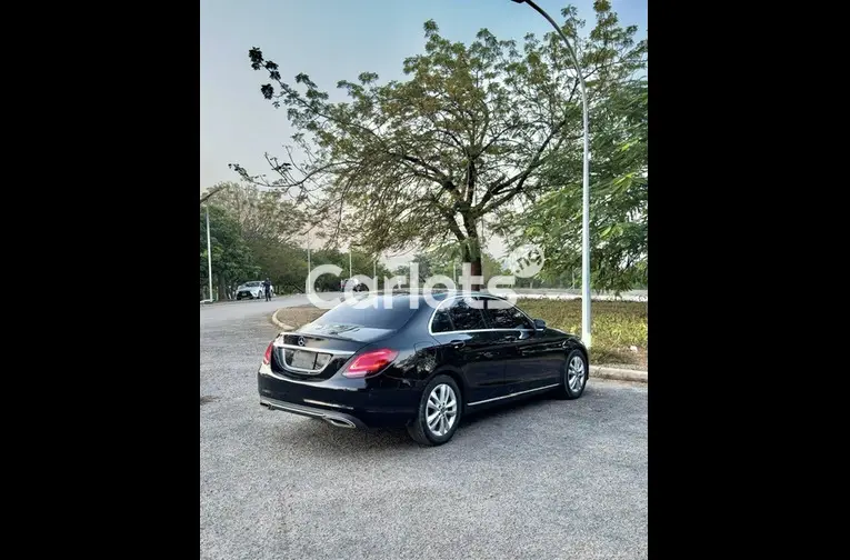 FOREIGN USED 2019 MERCEDES BENZ C300 - 5/5