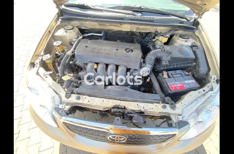 Very clean 2007 Toyota corolla - 4/5