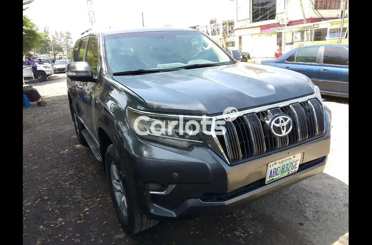 Registered 2020 V4 Toyota Land Cruiser Prado - 1/5