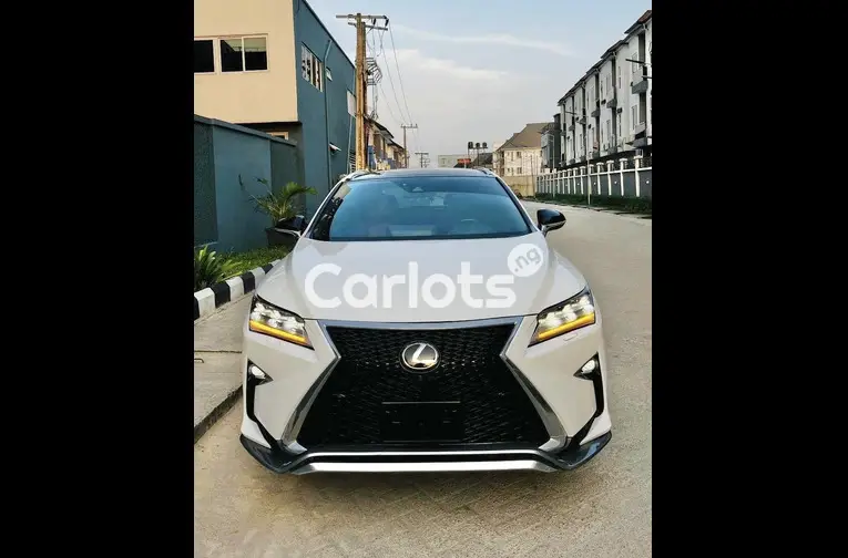 2017 LEXUS RX350 F-SPORT FULL OPTION - 2/5