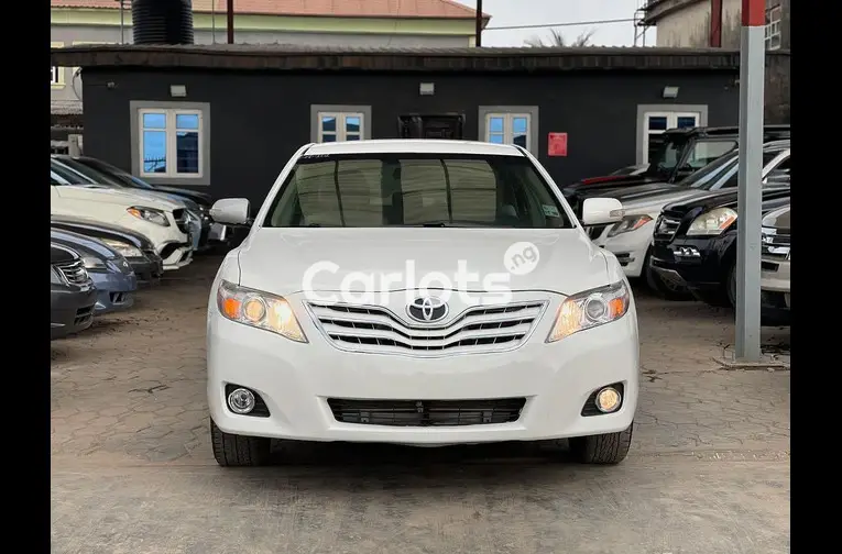 Registered Toyota Camry 2010 - 1/5