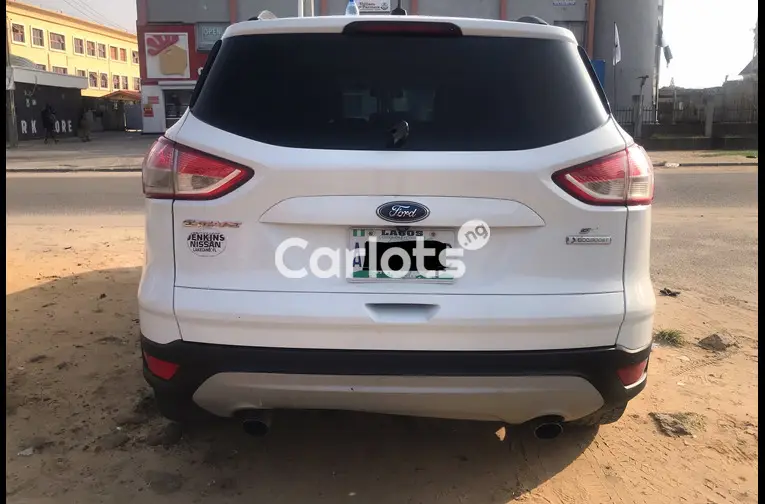 2014 FORD Escape - 4/5