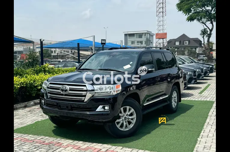 2016 Toyota Land Cruiser V8 Premium - 1/5