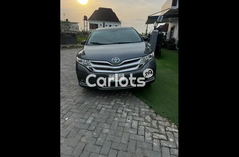 Pre-Owned 2010 Toyota Venza