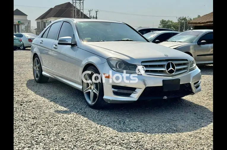 2014 UPGRADED MERCEDES BENZ C300 - 1/5