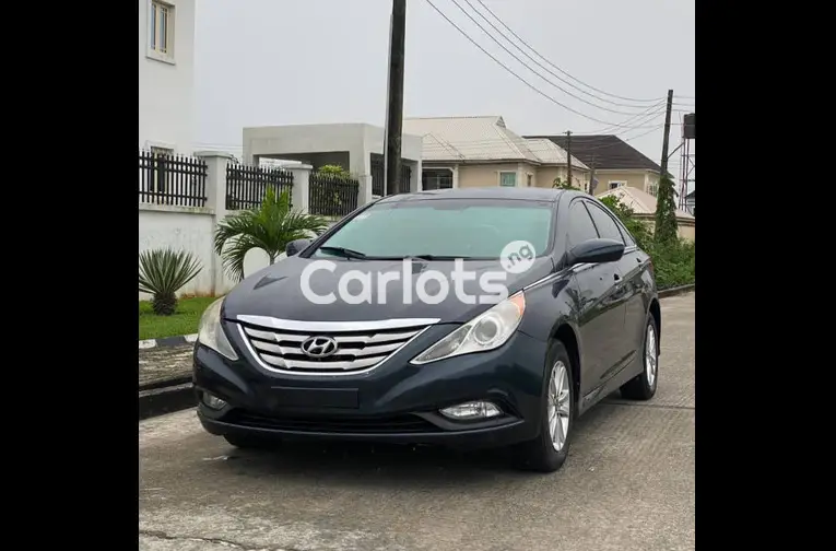 2013 Hyundai Sonata Foreign Used Accident Free - 1/5