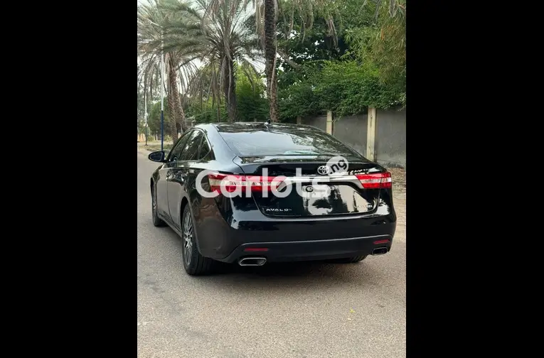 2013 TOYOTA AVALON LIMITED for sale in Kaduna, Kaduna - photo 4 of 5