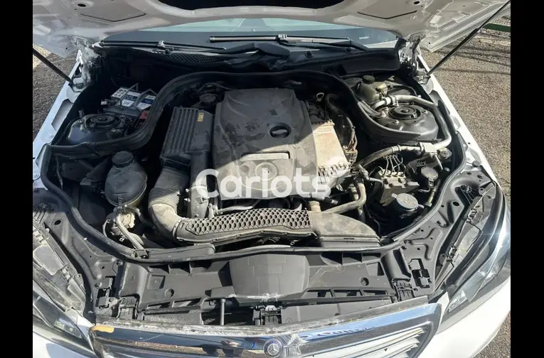 Foreign used 2015 Mercedes Benz E200 for sale in Abuja, FCT - thumbnail 4