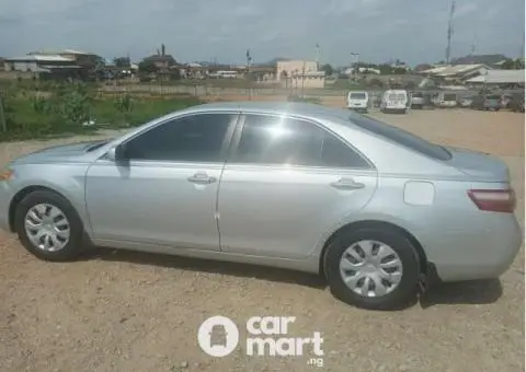 Neatly Used 2008 Toyota camry - 1/5