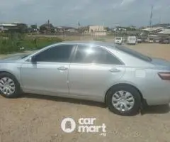 Neatly Used 2008 Toyota camry - 1