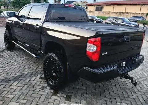 Used Toyota Tundra 2018 - 2/5