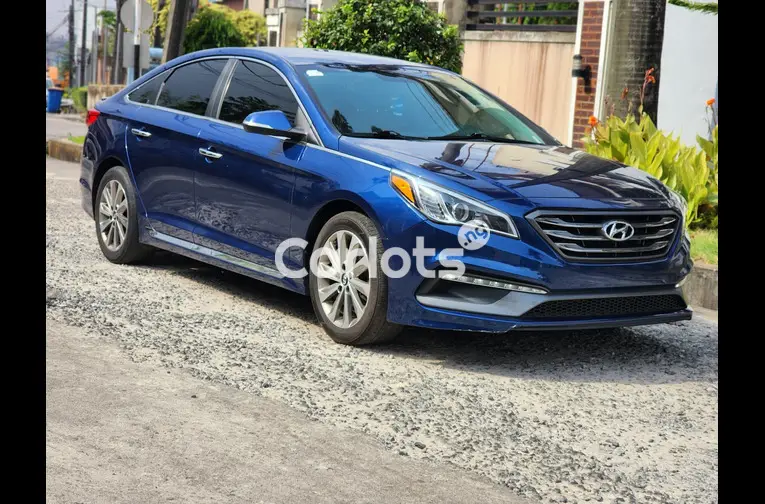 Used Hyundai Sonata 2015 - 1/5