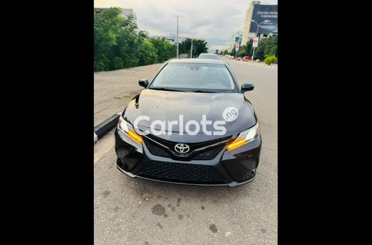 Foreign used Toyota Camry 2020 Model