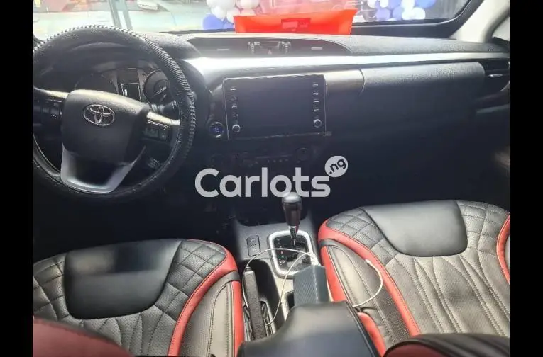 2022 Toyota Hilux bullet proof Adventure for sale in Abuja, FCT - thumbnail 2