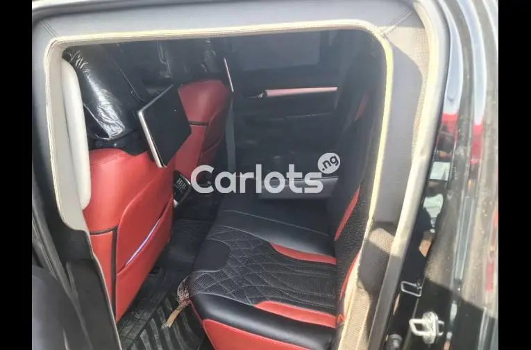2022 Toyota Hilux bullet proof Adventure for sale in Abuja, FCT - photo 3 of 5