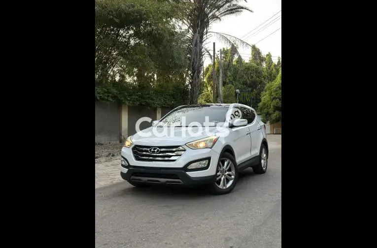 FOREIGN USED 2013 HYUNDAI SANTAFE - 2/5