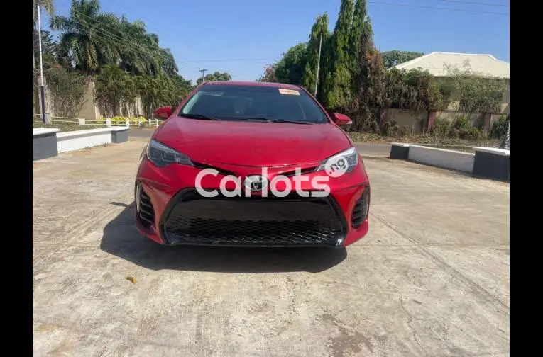 FOREIGN USED 2018 UPGRADED TOYOTA COROLLA LE for sale in Kaduna