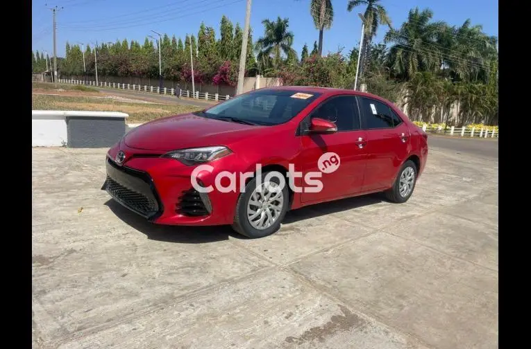 FOREIGN USED 2018 UPGRADED TOYOTA COROLLA LE for sale in Kaduna, Kaduna - photo 2 of 5