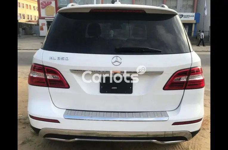 2016 Mercedes Benz ML 350 - 4/5