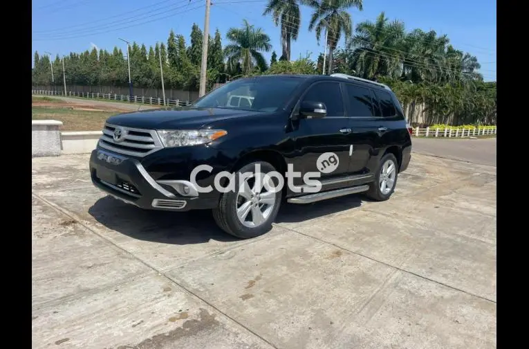2013 UPGRADED TOYOTA HIGHLANDER for sale in Kaduna, Kaduna - photo 1 of 5