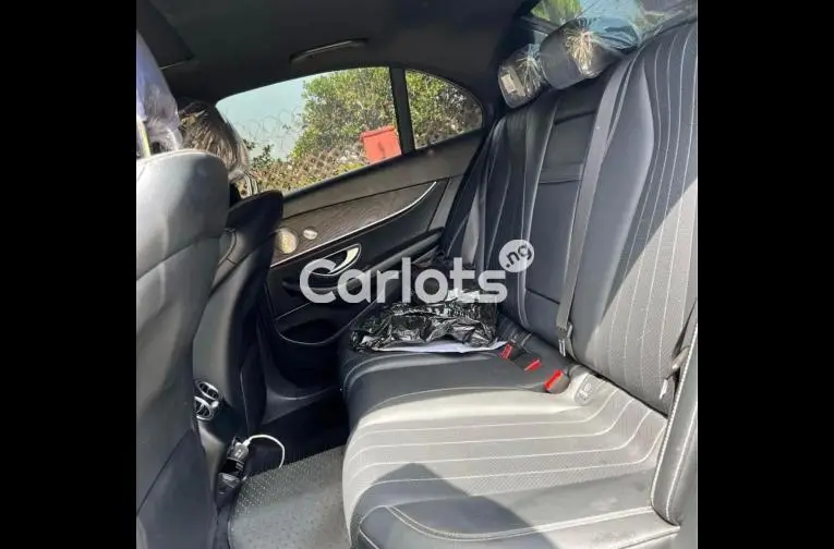 FOREIGN USED 2017 MERCEDES BENZ E300 - 4/5