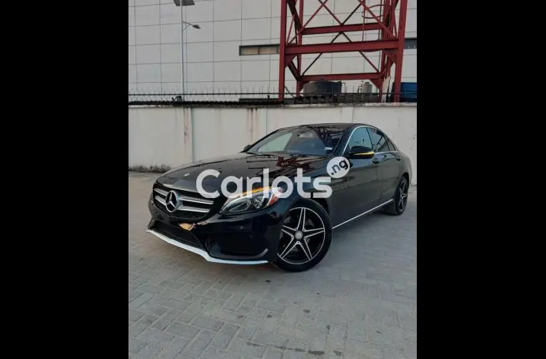 Tokunbo 2015 Mercedes Benz C300 - 1/5