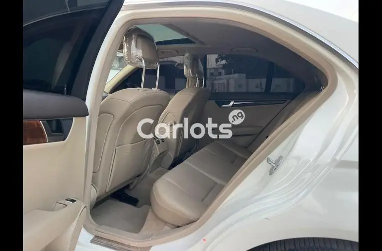 2012 MERCEDES BENZ C250 FOUR CYLINDERS for sale in Kaduna, Kaduna - photo 3 of 5