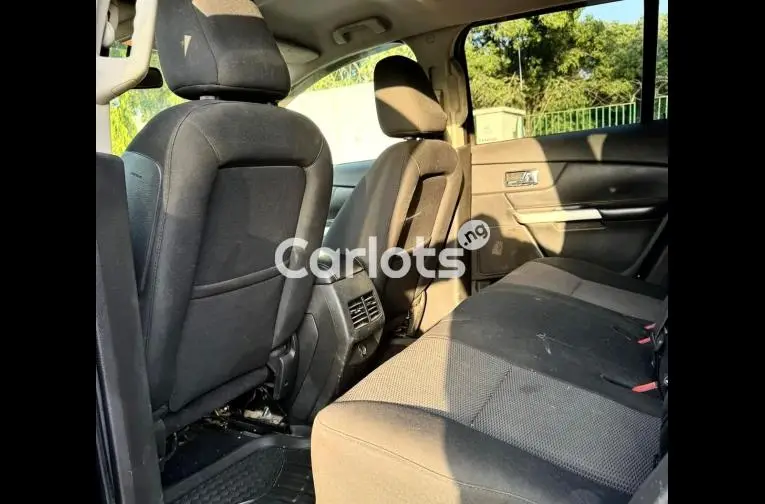SUPER CLEAN 2012 FORD EDGE for sale in Kaduna - thumbnail 3