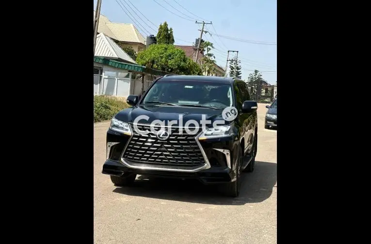 SUPER CLEAN 2021 UPGRADED LEXUS LX570 - 1/5