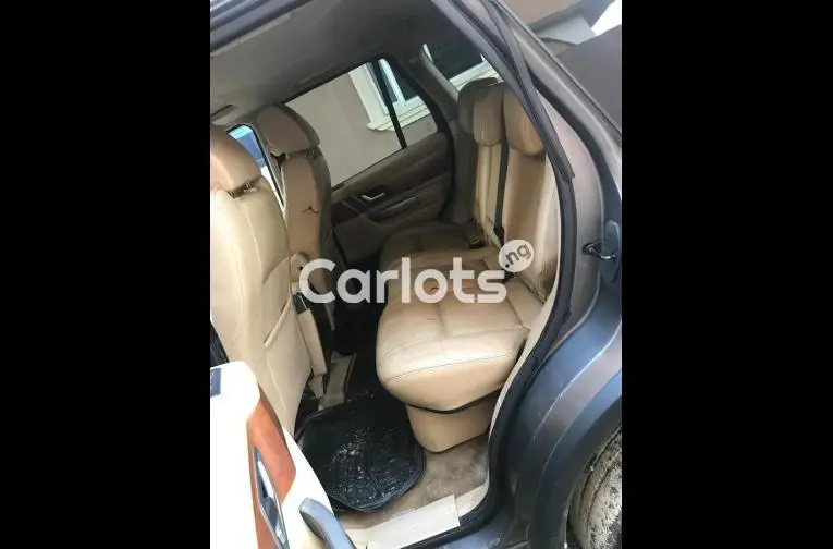 Clean Registered 2008 Range Rover Sports HSE for sale in Ajah, Lagos - photo 3 of 5
