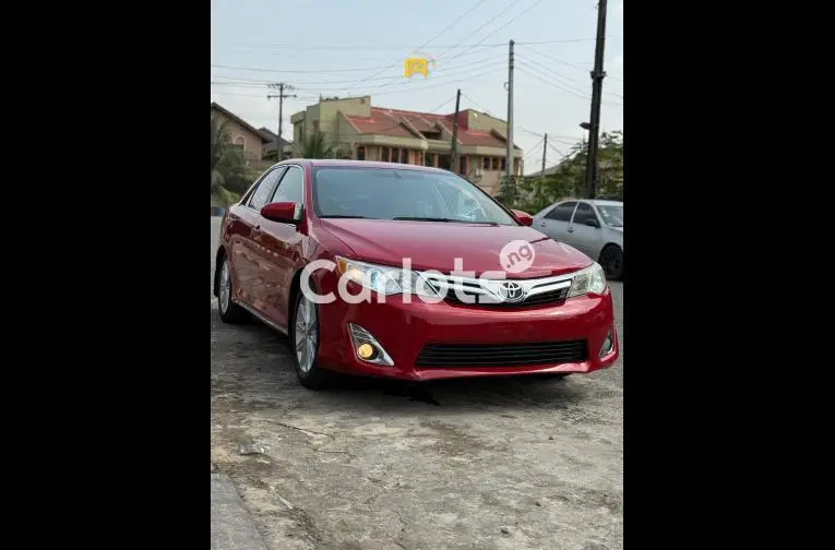 2013 Toyota Camry XLE Premium - 1/5