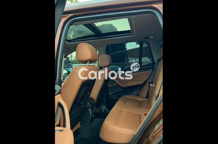 FOREIGN USED 2017 BMW X3 for sale in Kaduna - thumbnail 3