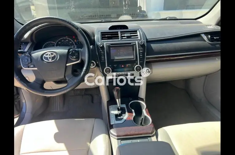 FOREIGN USED 2014 KEYLESS TOYOTA CAMRY XLE for sale in Kaduna, Kaduna - photo 3 of 5