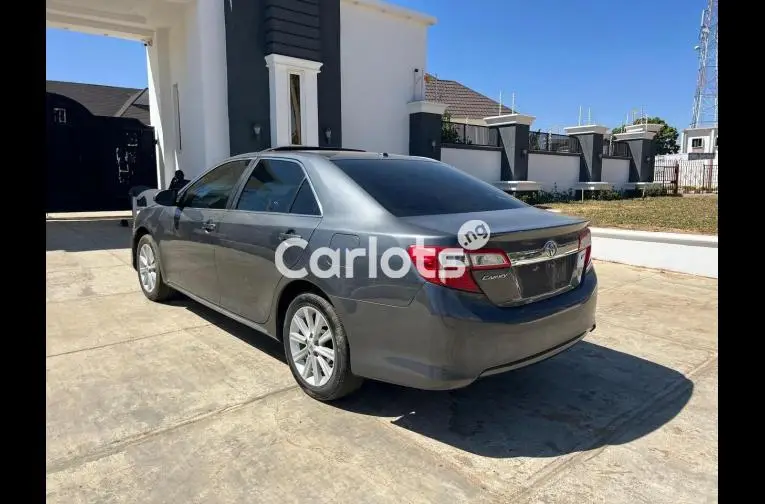 FOREIGN USED 2014 KEYLESS TOYOTA CAMRY XLE for sale in Kaduna, Kaduna - photo 5 of 5