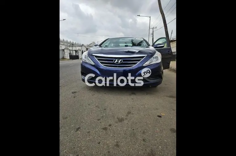 HYUNDAI SONATA 2014 ( FOREIGN USED) - 1/3