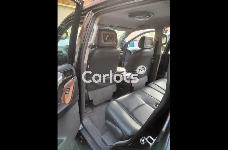Clean Registered 2012 Toyota LandCruiser Prado for sale in Lagos - thumbnail 3