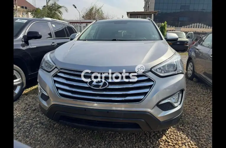 DISTRESS SALE FOREIGN USED 2015 HYUNDAI SANTAFE - 1/5