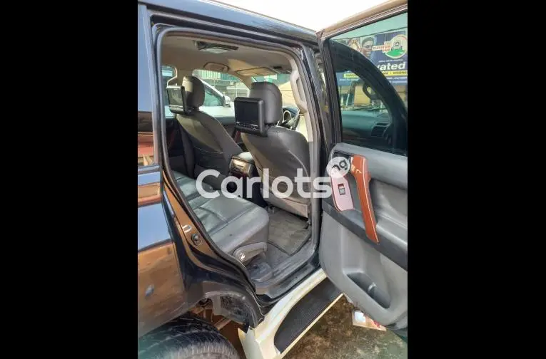 Bought Brand New 2011 Upgraded To 2022 Toyota LandCruiser Prado TX-L for sale in Lagos - thumbnail 3