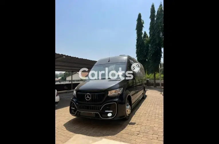 2022 Mercedes-Benz VIP sprinter for sale in Abuja