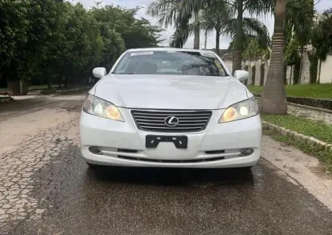 Foreign used Lexus ES 350 2010 - 2/4