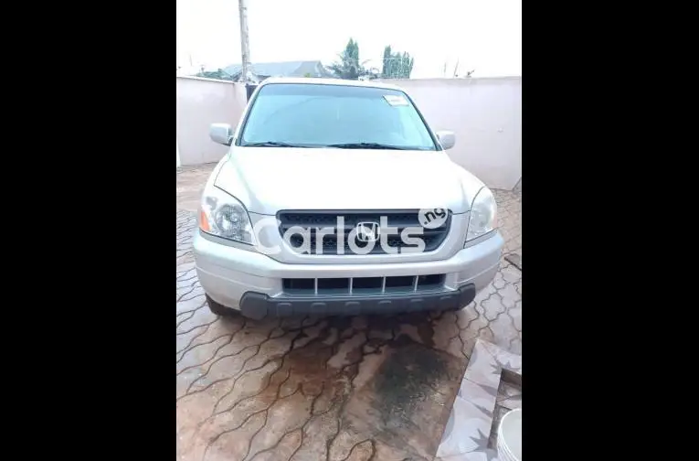 Foreign Used 2004 Honda Pilot - 1/5