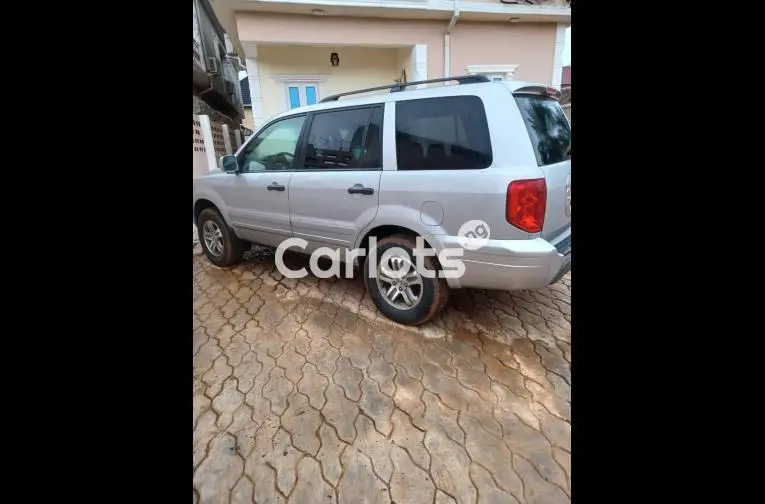 Foreign Used 2004 Honda Pilot - 4/5