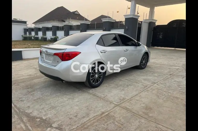 SUPER CLEAN 2018 UPGRADED TOYOTA COROLLA S for sale in Kaduna, Kaduna - photo 5 of 5