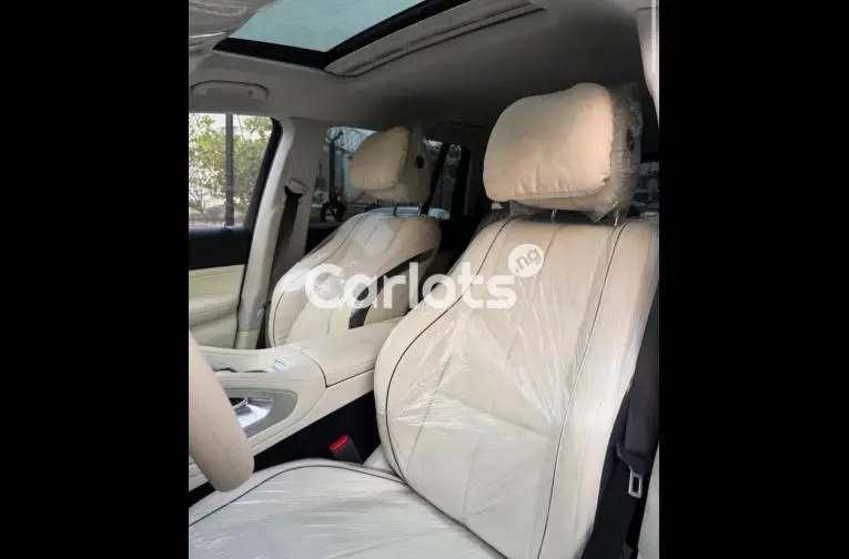 Tokunbo 2020 Mercedes Benz GLS450 - 3/5