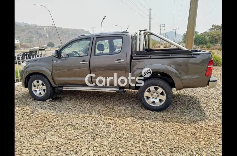 2014 Toyota Hilux 4X4 - 5/5