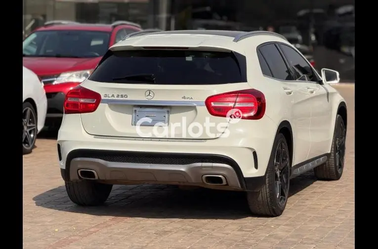 FOREIGN USED 2015 MERCEDES BENZ GLA250 FULL OPTION - 5/5